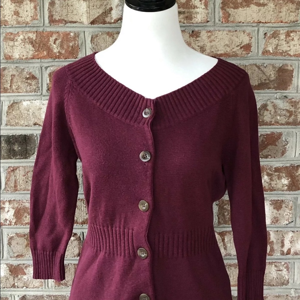 Eddie Bauer Wine Colored Button Down Sweater M - Picture 2 of 4